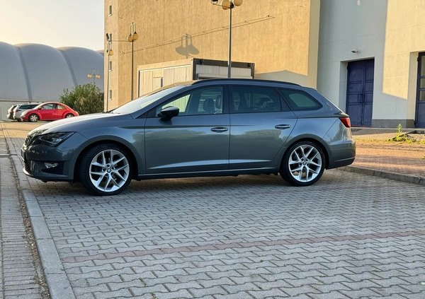 Seat Leon cena 47500 przebieg: 199000, rok produkcji 2015 z Szadek małe 562